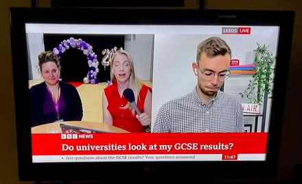 Photo of free 32" Television (Cirencester GL7) #3