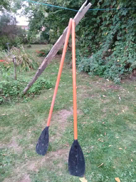 Photo of free Pair of Oars (Whitemans Green RH17) #1
