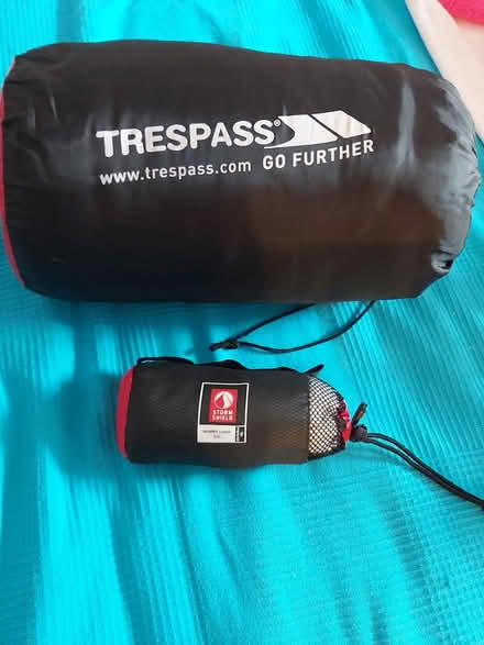 Photo of free Sleeping bag and silk liner (YO11 Falsgrave area) #1