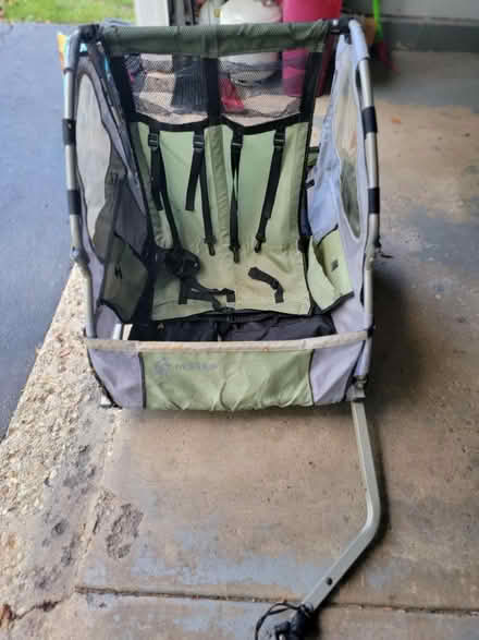 Photo of free InStep Kids Bike Trailer (Bartlett: Devon and Newport) #2