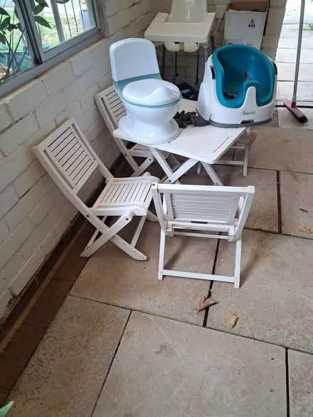 Photo of free Toddler and baby (Lesmurdie) #1