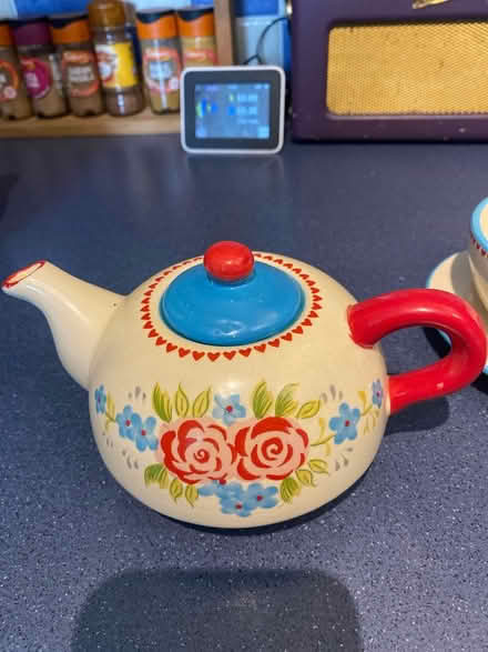 Photo of free Tea set (LE11 Loughborough) #3