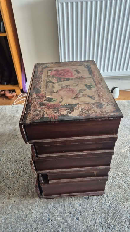 Photo of free Chest of drawers - old book case style (Waddon CR0) #3