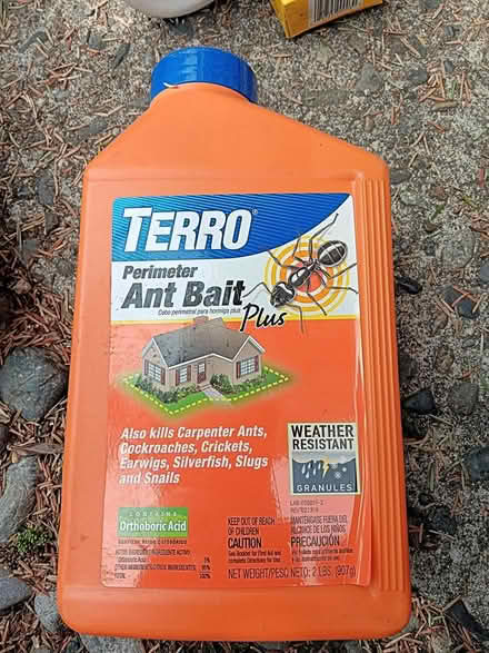 Photo of free Ant, Roach, and Garden Pesticides (Ballard) #3