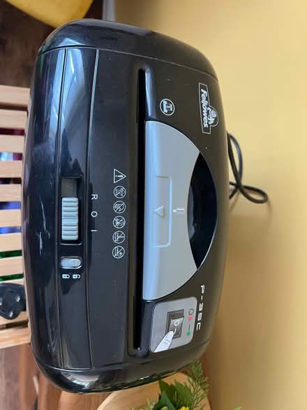 Photo of free Paper shredder (Harlington LU5) #1