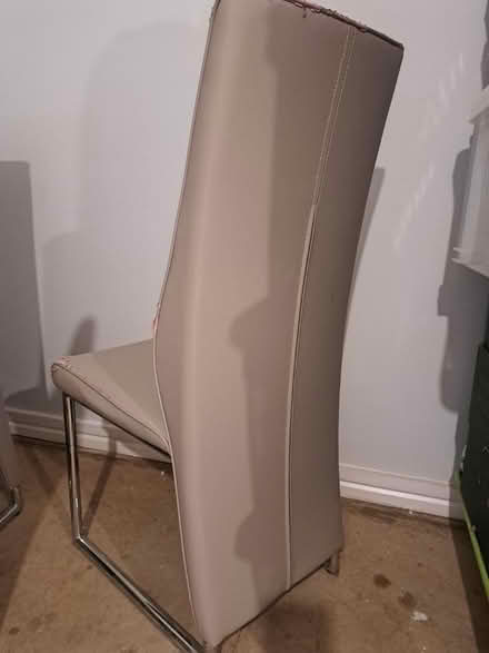 Photo of free 1 dining chair (Montpelier BS6) #2