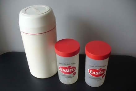 Photo of free Easiyo Yogurt Maker and 2 containers (Far Bletchley MK3) #1