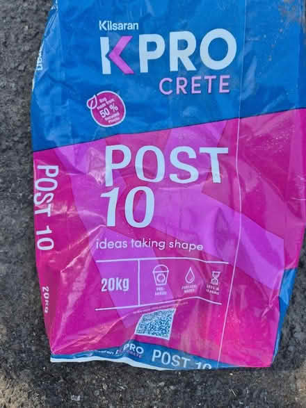 Photo of free PostCrete for post fixing (Taunton Killams & Mountfield District Ward TA1) #2