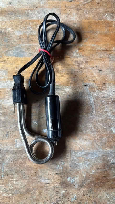 Photo of free Travelling water heater (Buckhurst Hill IG9) #1