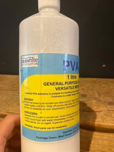 Photo of free PVA general purpose glue (E32ut) #2