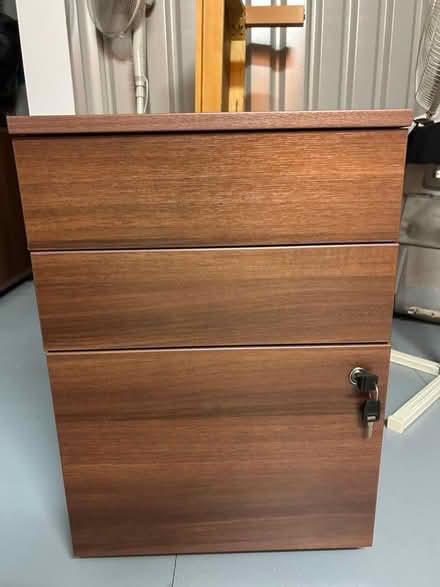 Photo of free Office equipment/furniture (North Ascot SL5) #4