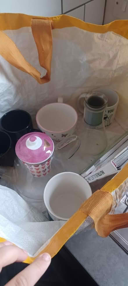 Photo of free Cups, teapot, recipe books (Leicester, LE3) #1