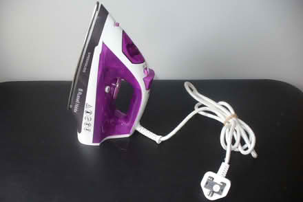 Photo of free NON WORKING Russell Hobbs Speedglide Iron (Far Bletchley MK3) #1