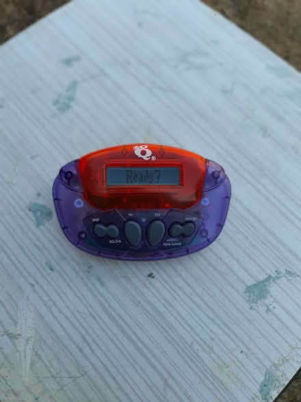 Photo of free Piggy Bank, 20Q Game and Wipeboard (DA1) #1