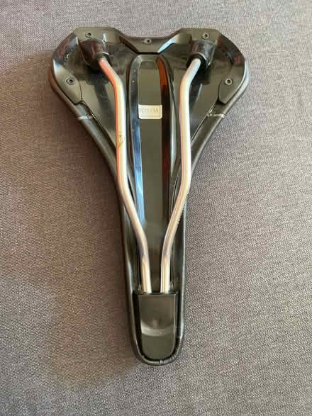 Photo of free Bike seat (Bowes Park N13) #2