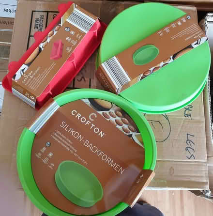 Photo of free new x3 silicon cake loaf form/ tin (seaton EX12) #2