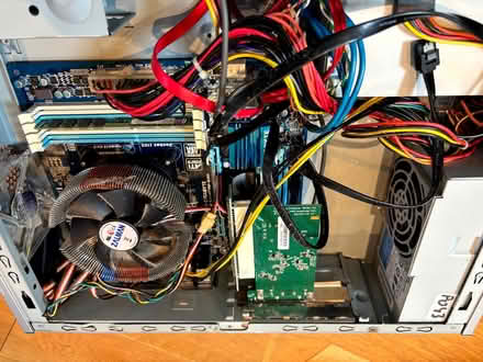 Photo of free Silverstone HTPC home media centre (old, no drives) (Headington OX3) #3