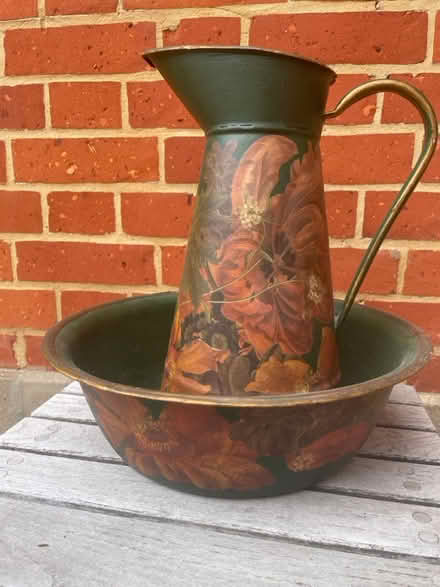 Photo of free Decorative bowl and jug (BR2) #1