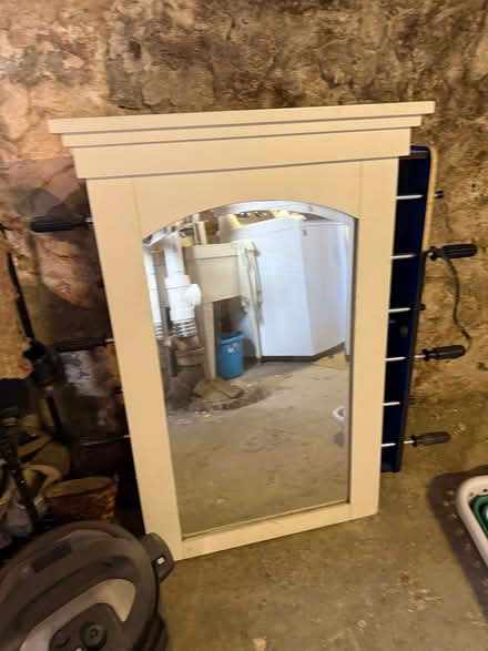 Photo of free A mirror (Watertown) #1