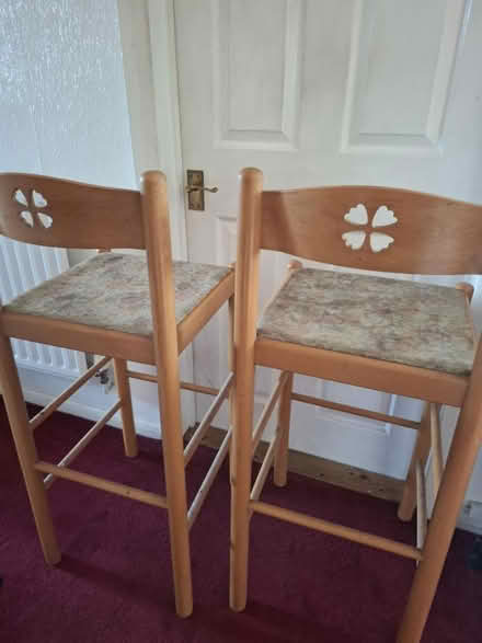 Photo of free 2x kichen breakfast stools (ME20) #2