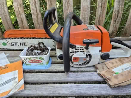 Photo of free Stihl 024 Chainsaw ...not running (Headington OX3) #4