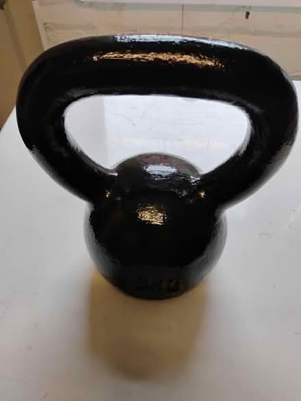 Photo of Dumb bells/weights (Thornton FY5) #1