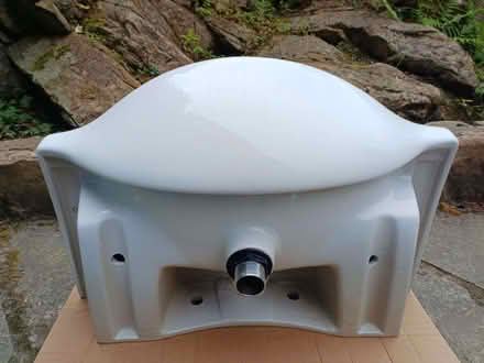 Photo of free Victorian Plumbing 'Alaska 650mm Semi Recessed Basin' (Jennyfield HG1) #2