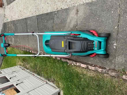 Photo of free Lawnmower (Carrick Knowe EH12) #1
