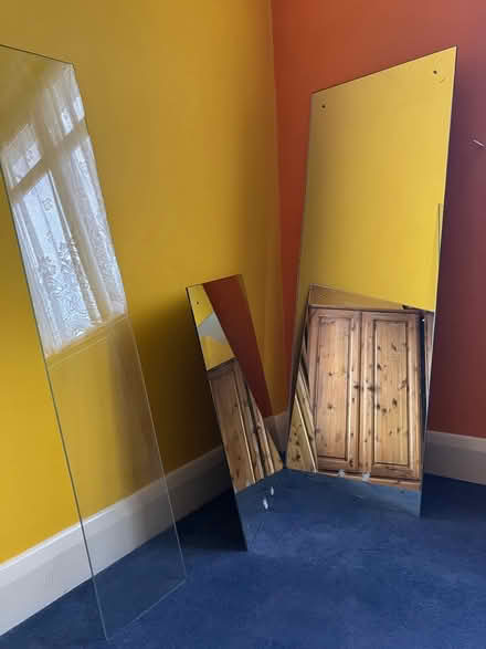 Photo of free 2 mirrors and glass shelf (ME1) #1