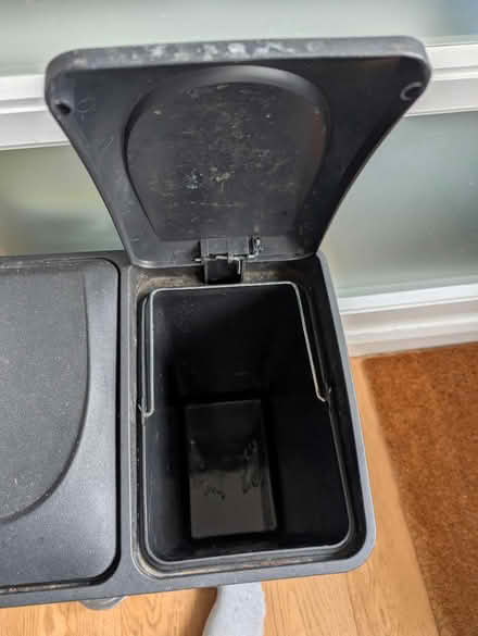 Photo of free Bin (SL6 furze platt) #2