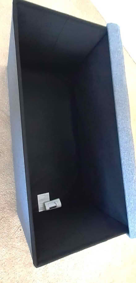 Photo of free Pale blue/grey Ottoman (Prince of Wales Steps TQ1) #2