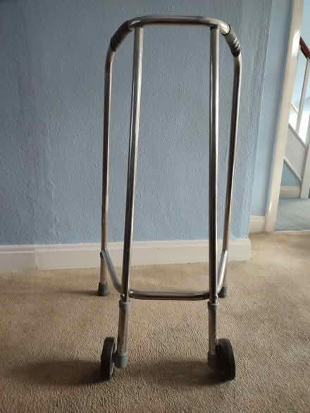 Photo of free Walking frame (Cowley OX4) #1