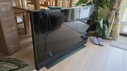 Photo of free SkyGlass gen 1 TV 43" (Emsworth PO10) #1