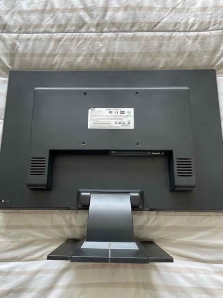 Photo of free PC monitor 19”, integral speakers. (Shortlands BR2) #2