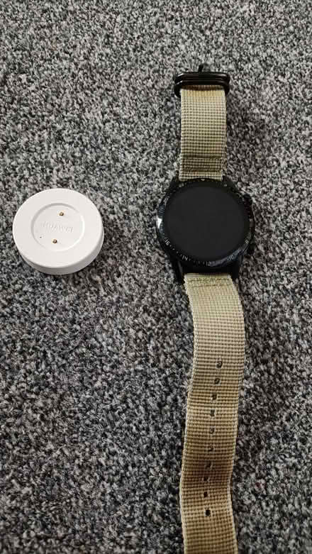 Photo of free Huawei Smart Watch (Grace Mount EH16) #2