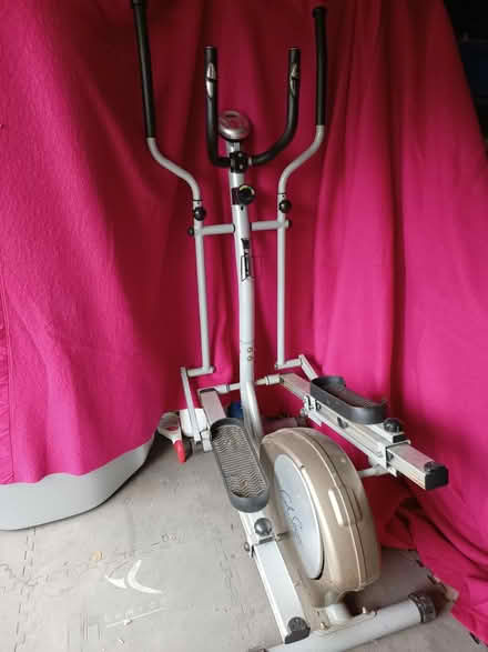 Photo of free Cross trainer (Swanwick DE55) #1