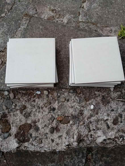 Photo of free Tiles (wrexham ll13) #1