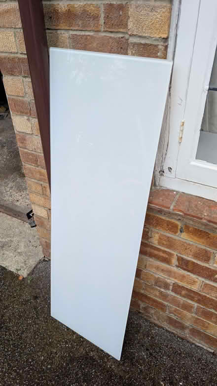 Photo of free White Glass top for besta IKEA sideboard (Wickham PO17) #1