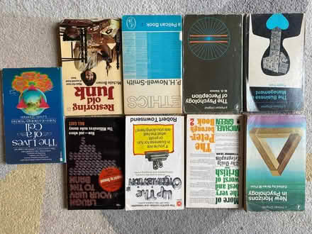 Photo of free Selection of old non fiction paperback books (Barrow upon Soar LE12) #1