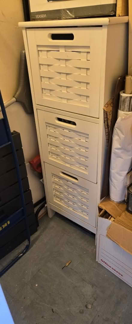 Photo of free Draws (Figges Marsh CR4) #1