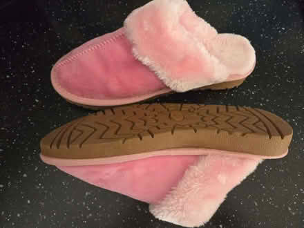 Photo of free Pink furry slippers (Barkingside IG5) #1