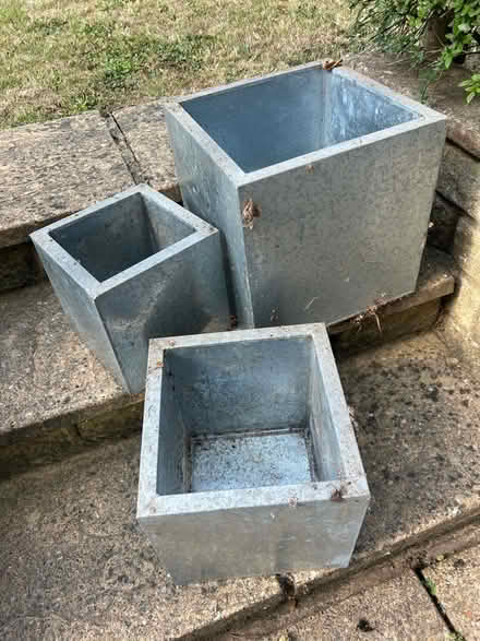 Photo of free Square metal plant pots (Barkham RG41) #1