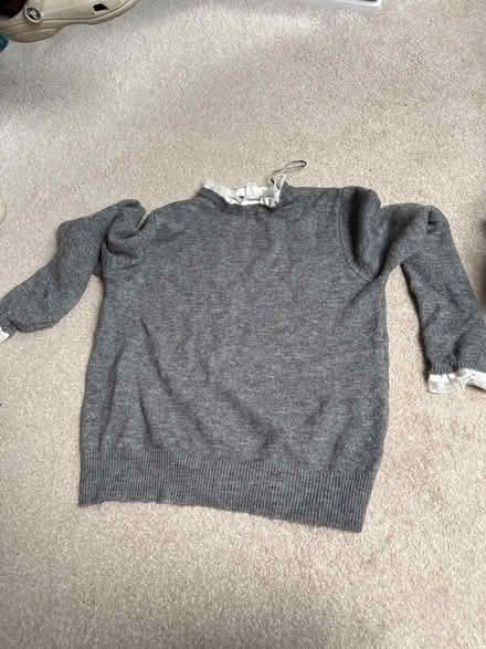 Photo of free Jumper/blouse (Tyburn B24) #1
