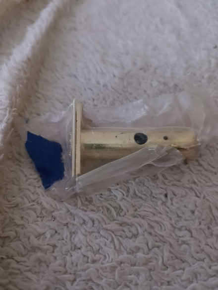 Photo of free Security bolt (CO12) #2