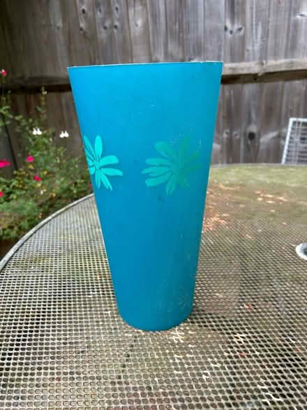 Photo of free Green plastic vase (Barkham RG41) #1