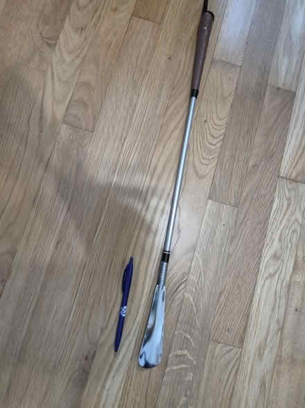 Photo of free Shoe horn 2 (20817) #1