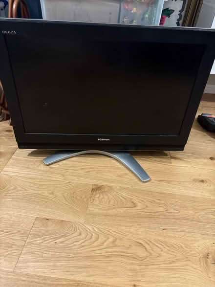 Photo of free Toshiba TV (Botley, Oxford, OX2) #1