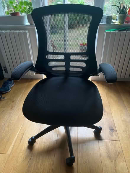 Photo of free Office chair (East Twickenham) #1
