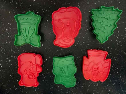 Photo of free Christmas Shape Biscuit Cutters (Barkingside IG5) #1