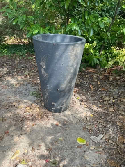 Photo of free Garden pots (Bidborough TN4) #2